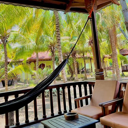 Bronze Bungalows Gili Meno Exterior foto