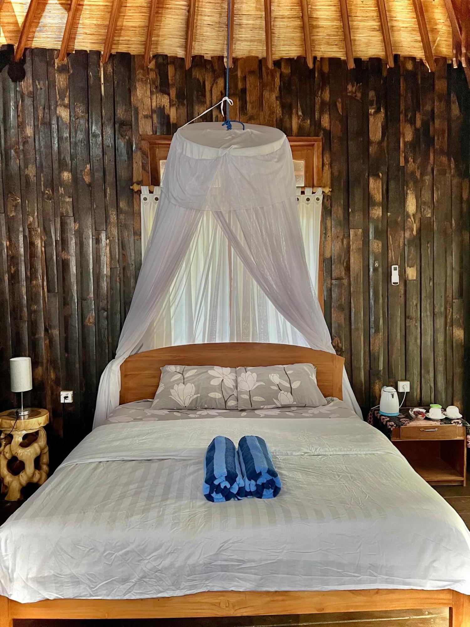 Bronze Bungalows Gili Meno Exterior foto